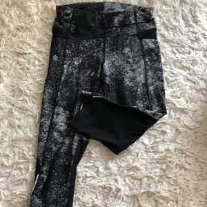 Athleta cropped leggings